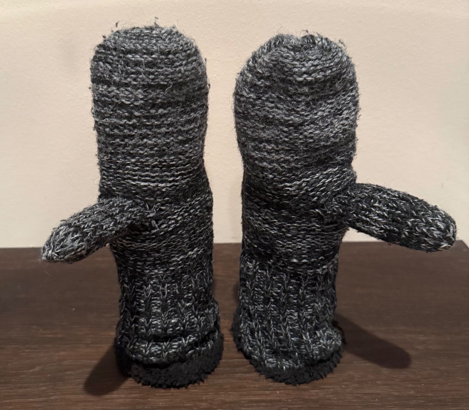 Guanti & manicotti: Strickfäustlinge schwarz grau mit Strass – Usato da Weiningen ZH venduto da san_7hsm 1