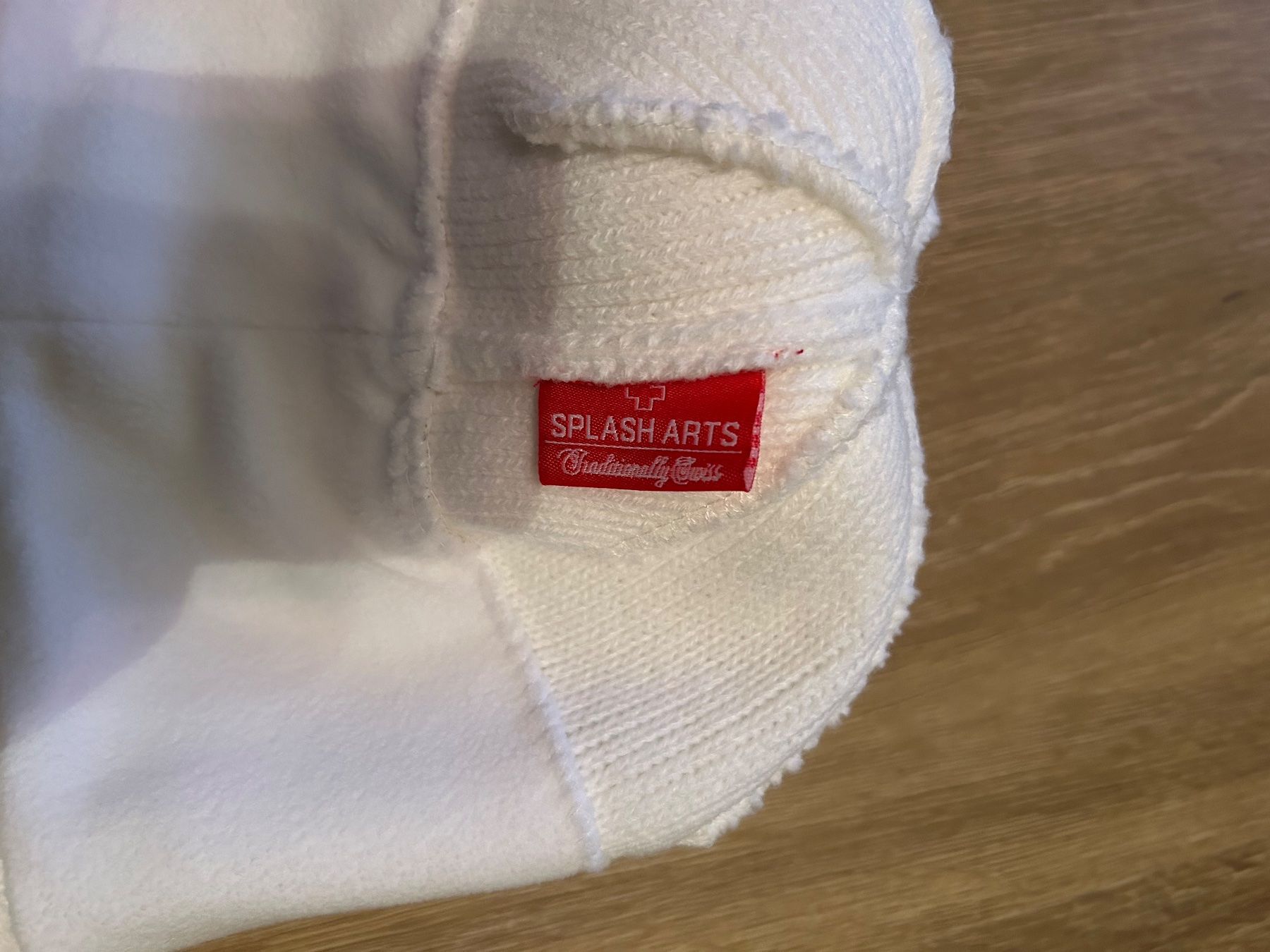 Swiss Copricapi, berretti & cappellini: Kappe in weiss – Usato da Gutenswil venduto da walker60 3