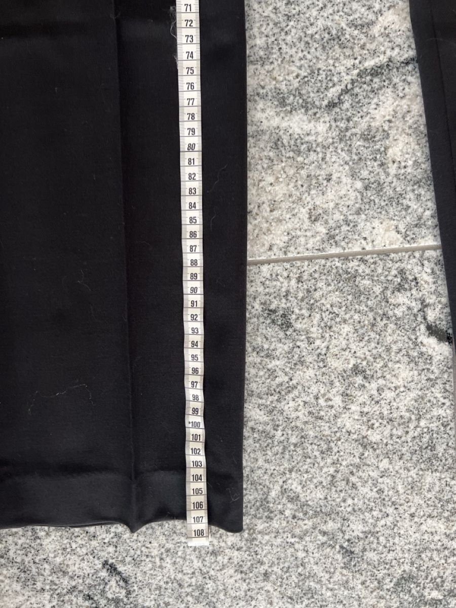 Arket Hosen: Arket Hose schwarz Grösse 40 – Gebraucht aus Siebnen von Tiguli 5