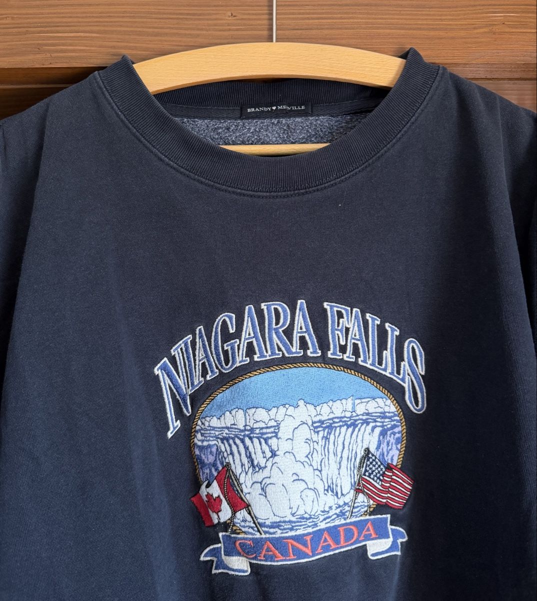 Brandy Melville Maglioni & Felpe: Brandy Melville Pullover Niagara Falls, Oversized M/L – Usato da Walchwil venduto da BackstageBruder 1