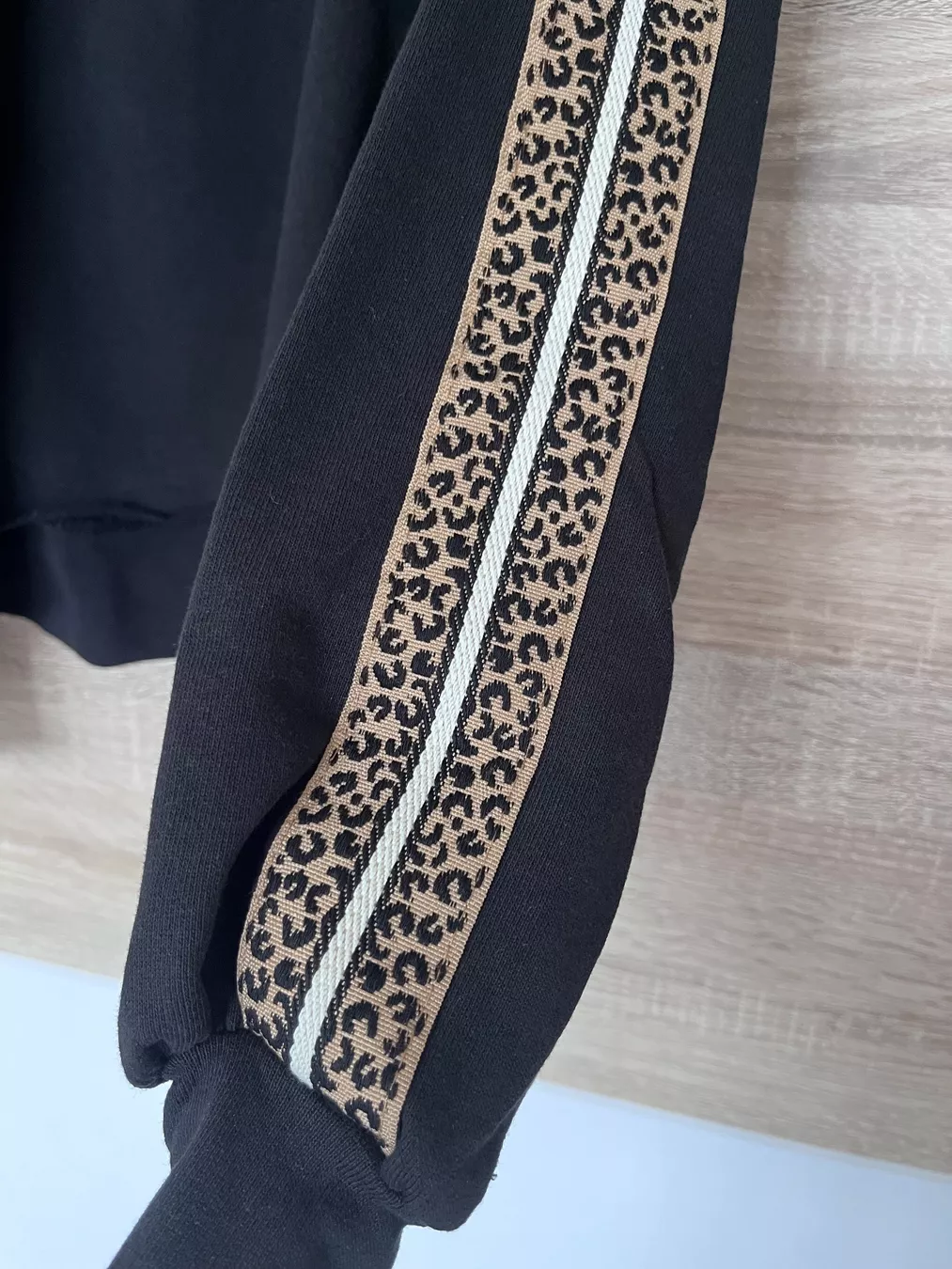 Maglioni & Felpe: Pullover schwarz Oversize Neu – Nuovo (secondo la descrizione) da Jona venduto da Ceppeto 1