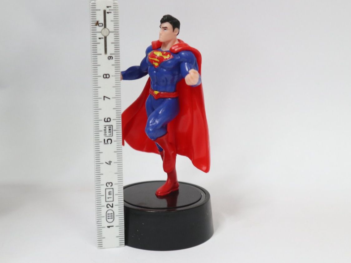 Statuette: DC Superman Figur mit leucht Emblem neu – Nuovo e nell'imballaggio originale da Eschenbach SG venduto da Astalavista 4