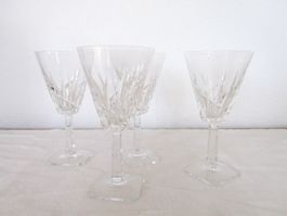 4 edle Kristallweingläser mit Schliffmuster, Vintage