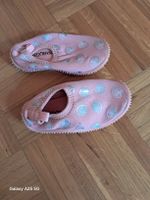 Chaussons fille  plage/piscine  taille 23