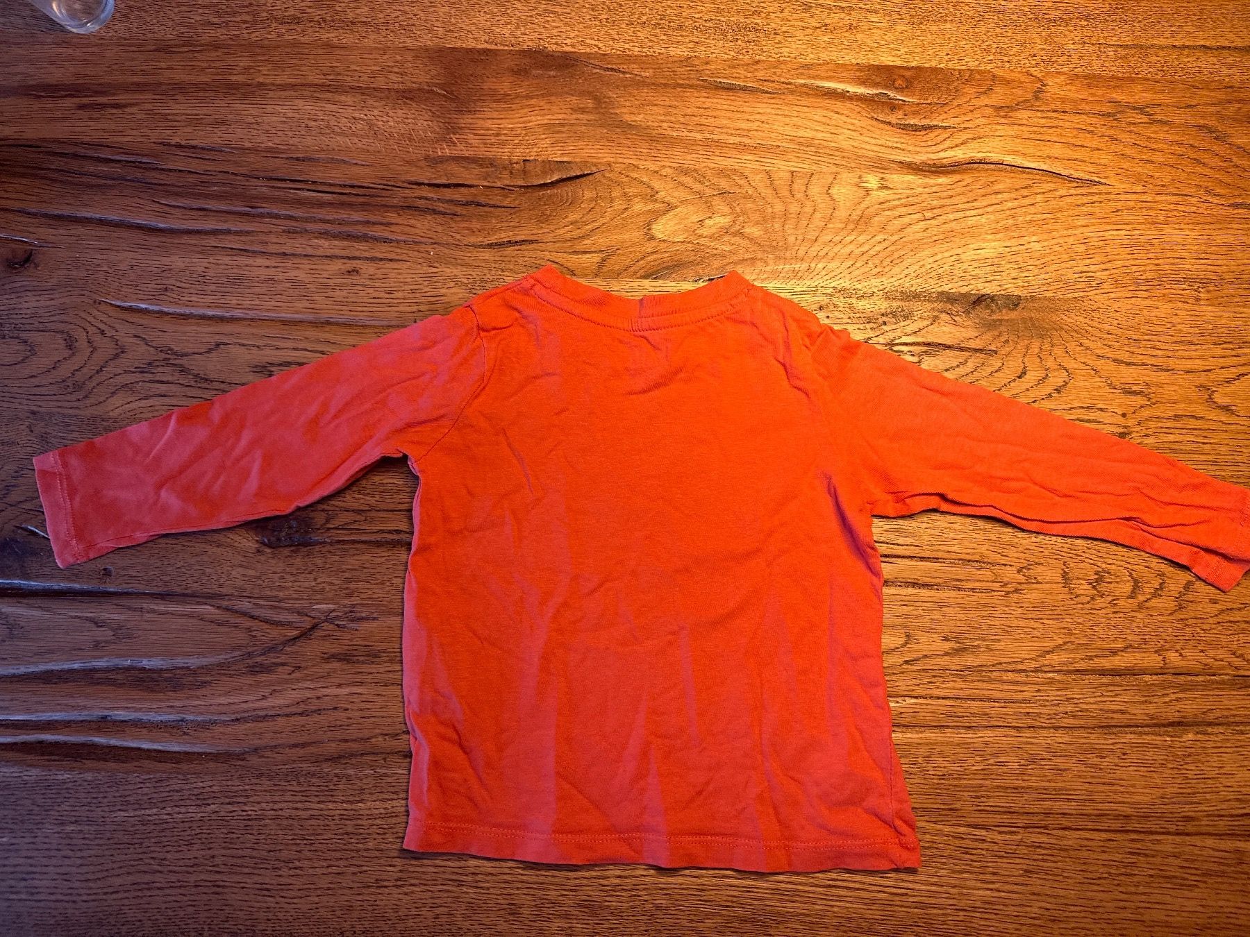 H&M T-Shirts: T shirt - Lange Arme - 92 – Gebraucht aus Zürich von chemostat 1
