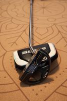 Honma Beres BP-1010 Putter mit Schlägerhaube