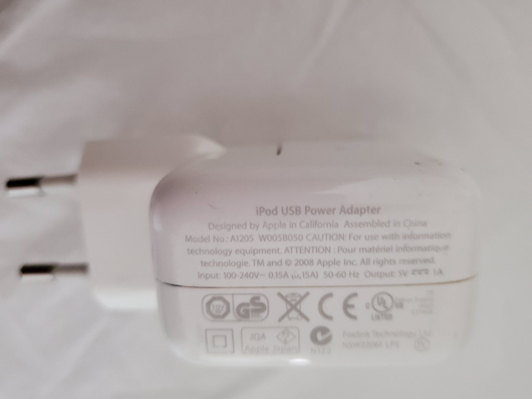 Apple Caricabatterie: Apple Ipod USB Strom Adapter abgewinkelt – Usato da Unterägeri venduto da 0alfa0 3