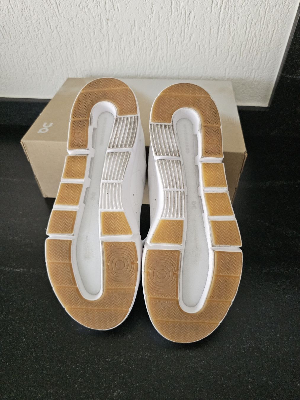 On Scarpe da uomo: ON The Roger taille 42 – Nuovo (secondo la descrizione) da Attalens venduto da mar_rq8k 2