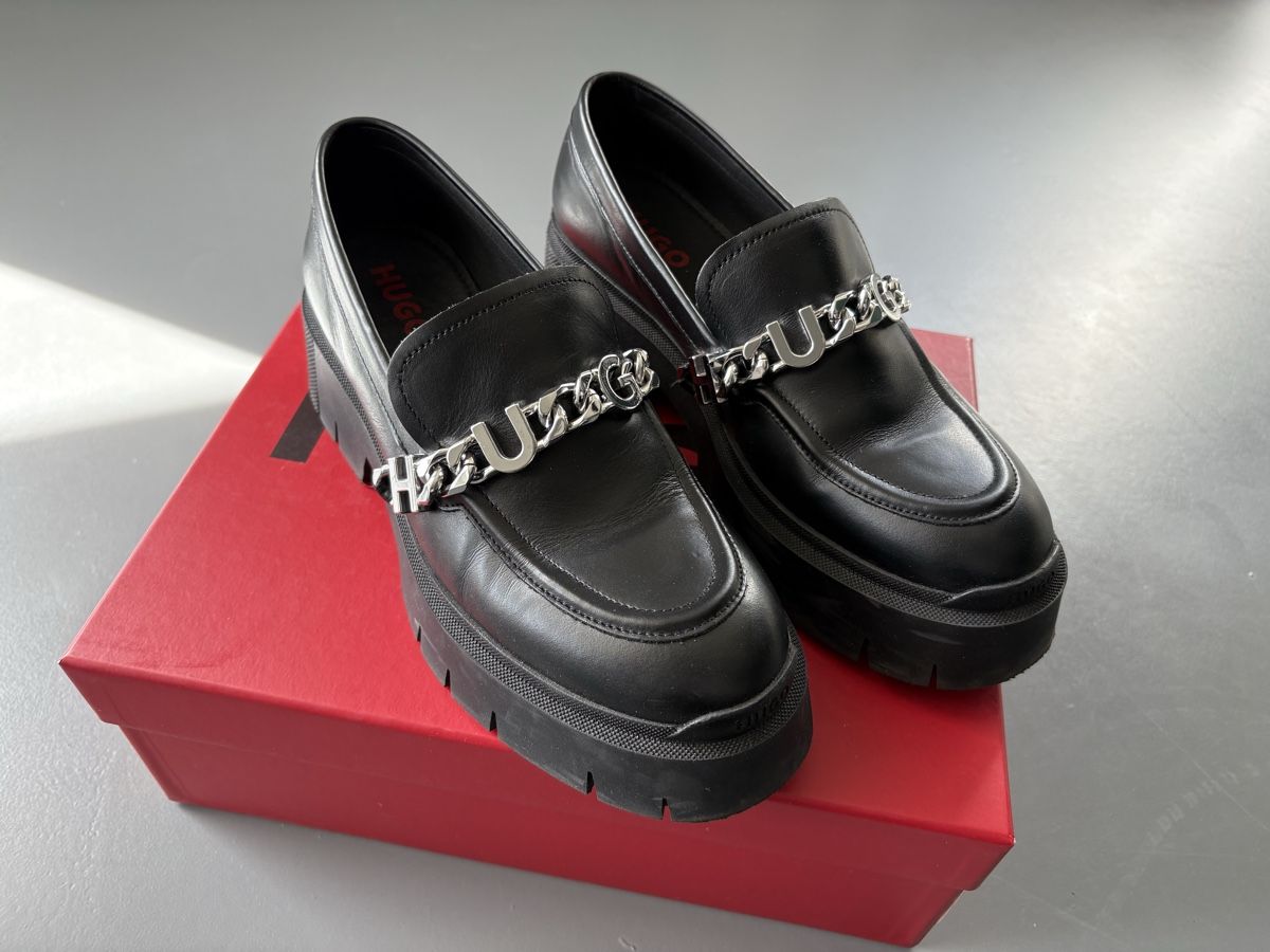 Hugo Boss Scarpe da donna: Mocassins Hugo Boss – Usato da Lausanne venduto da Sha_btd