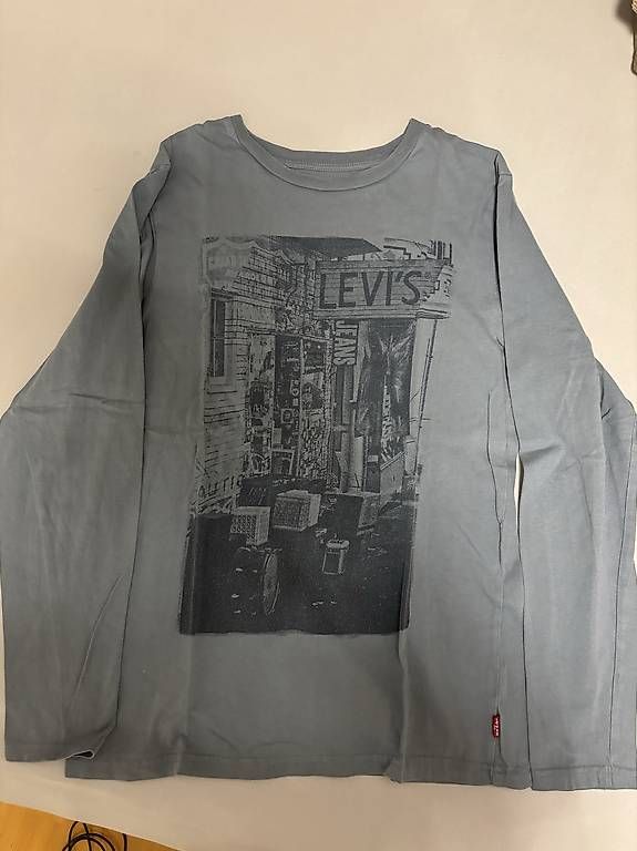 T-shirts: 5fr a maglietta – D'occasion à Carabbia par fab_6y2g