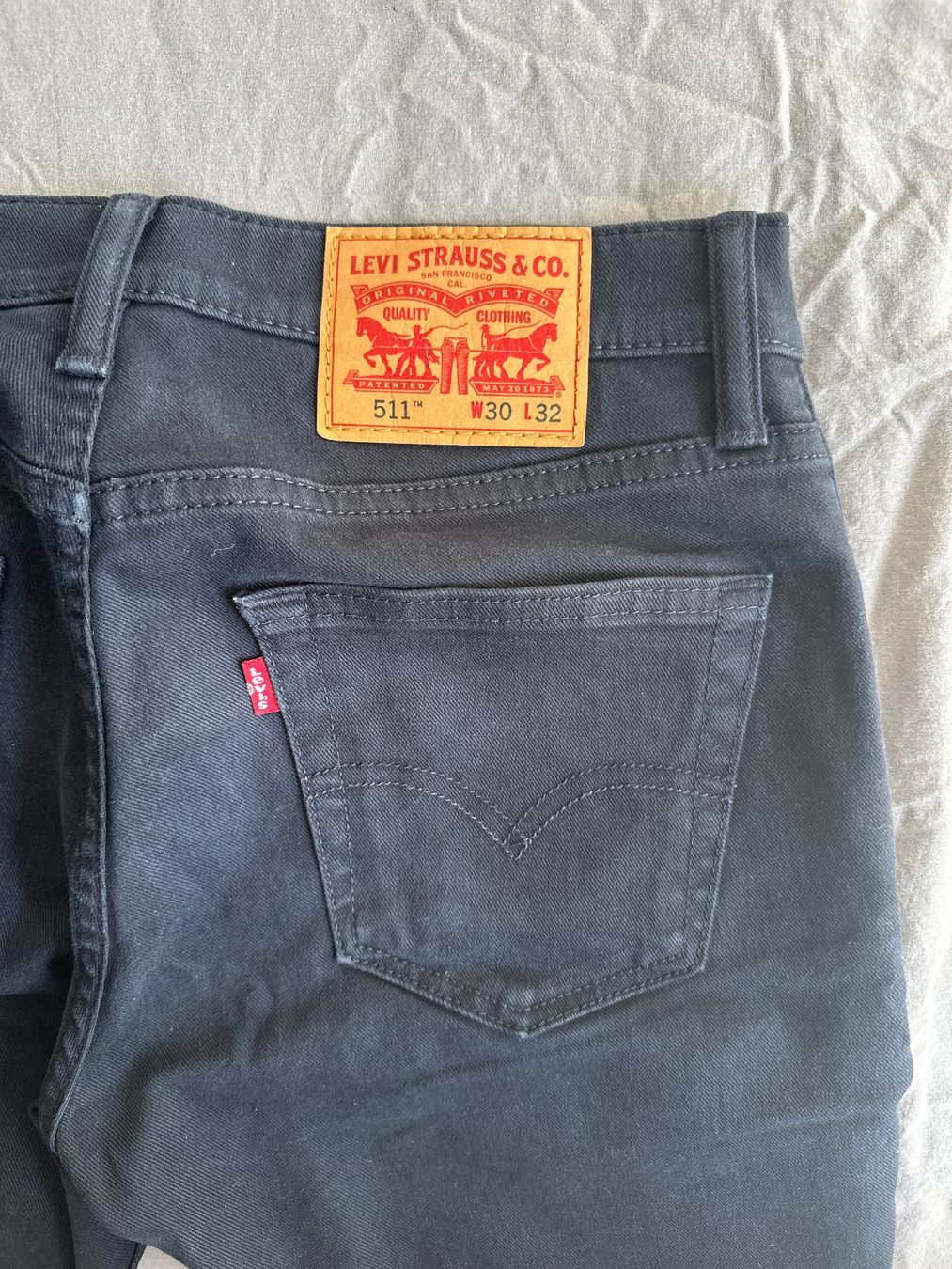Levi's Jeans: Navy Blue Levi’s – Gebraucht aus Zürich von and_swp6 2