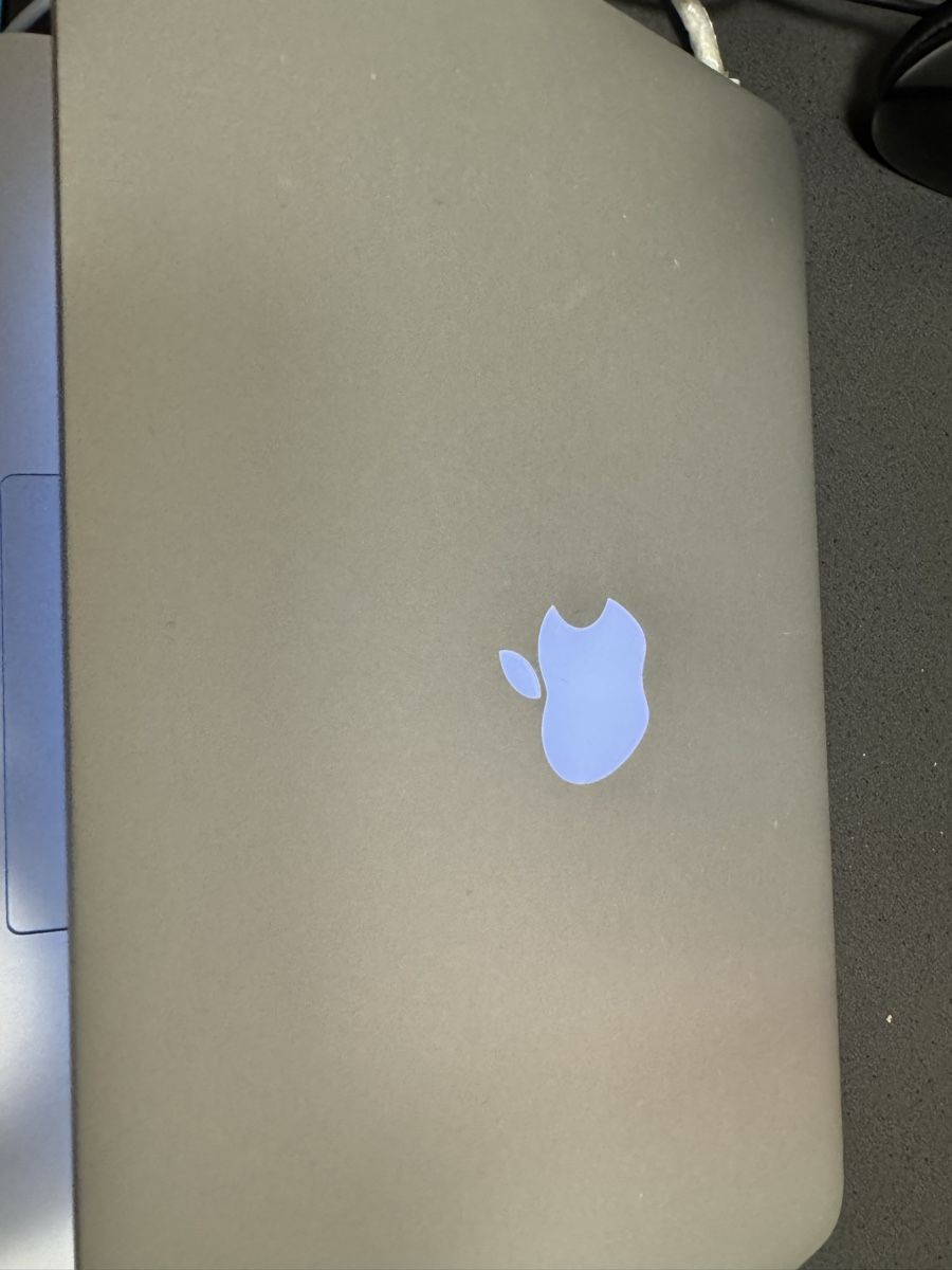 Apple Notebook: MacBook Pro 13 Inch – Usato da St. Gallen venduto da nas_zs7f 2