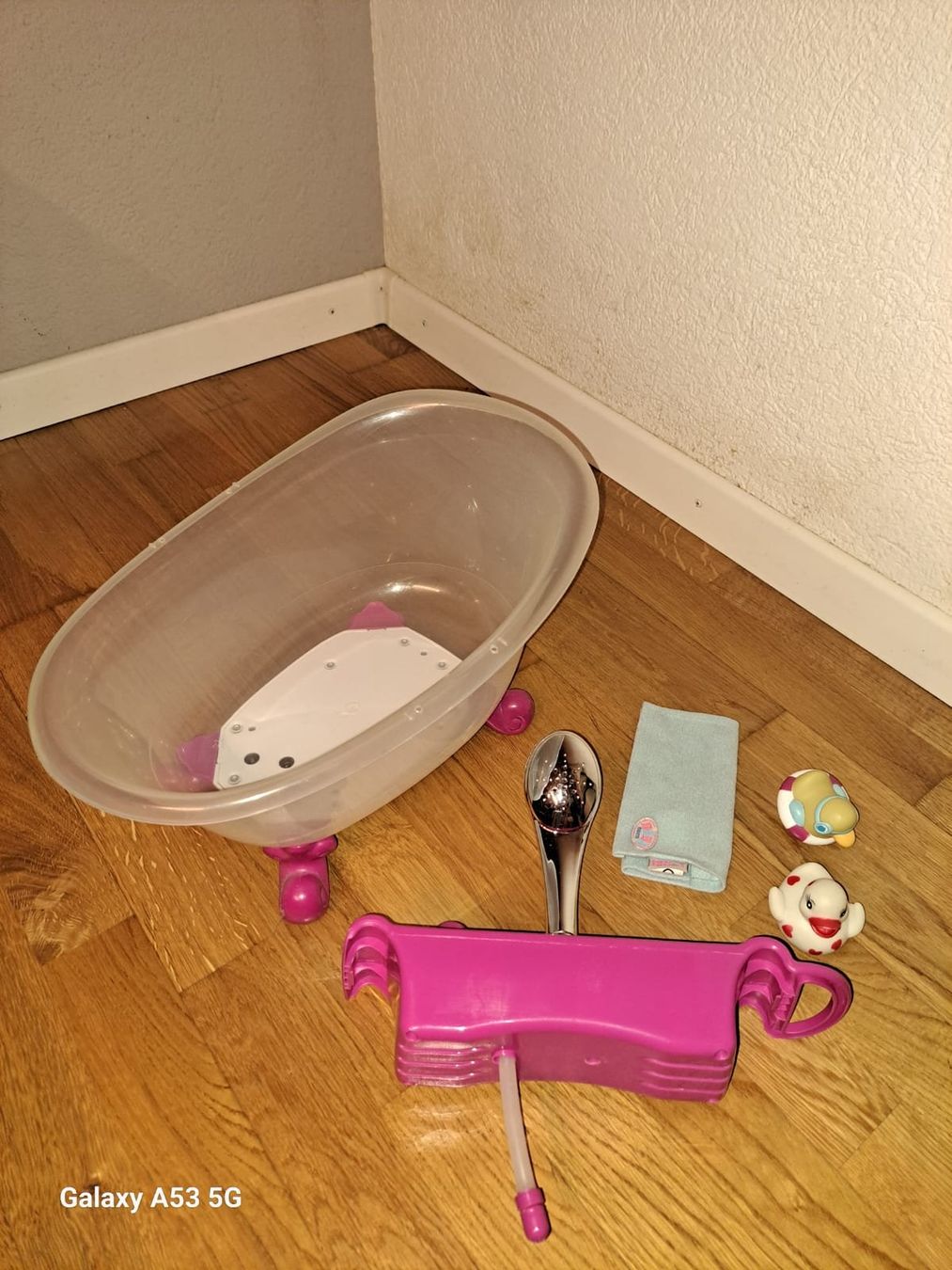 Zapf Creation Spielzeuge: BABY Born - Interactive Badewanne – Gebraucht aus Münsingen von BeatGrolimund 3