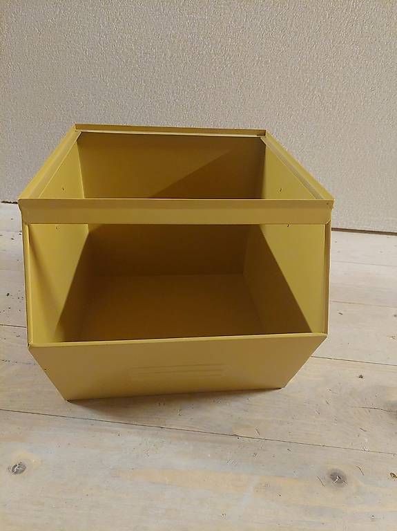 Casse di trasporto: Stapelbox ockergelb – Usato da Kirchlindach venduto da dor_qj8q 2