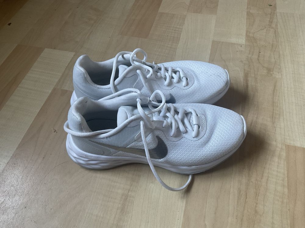 Nike Madchenschuhe 36