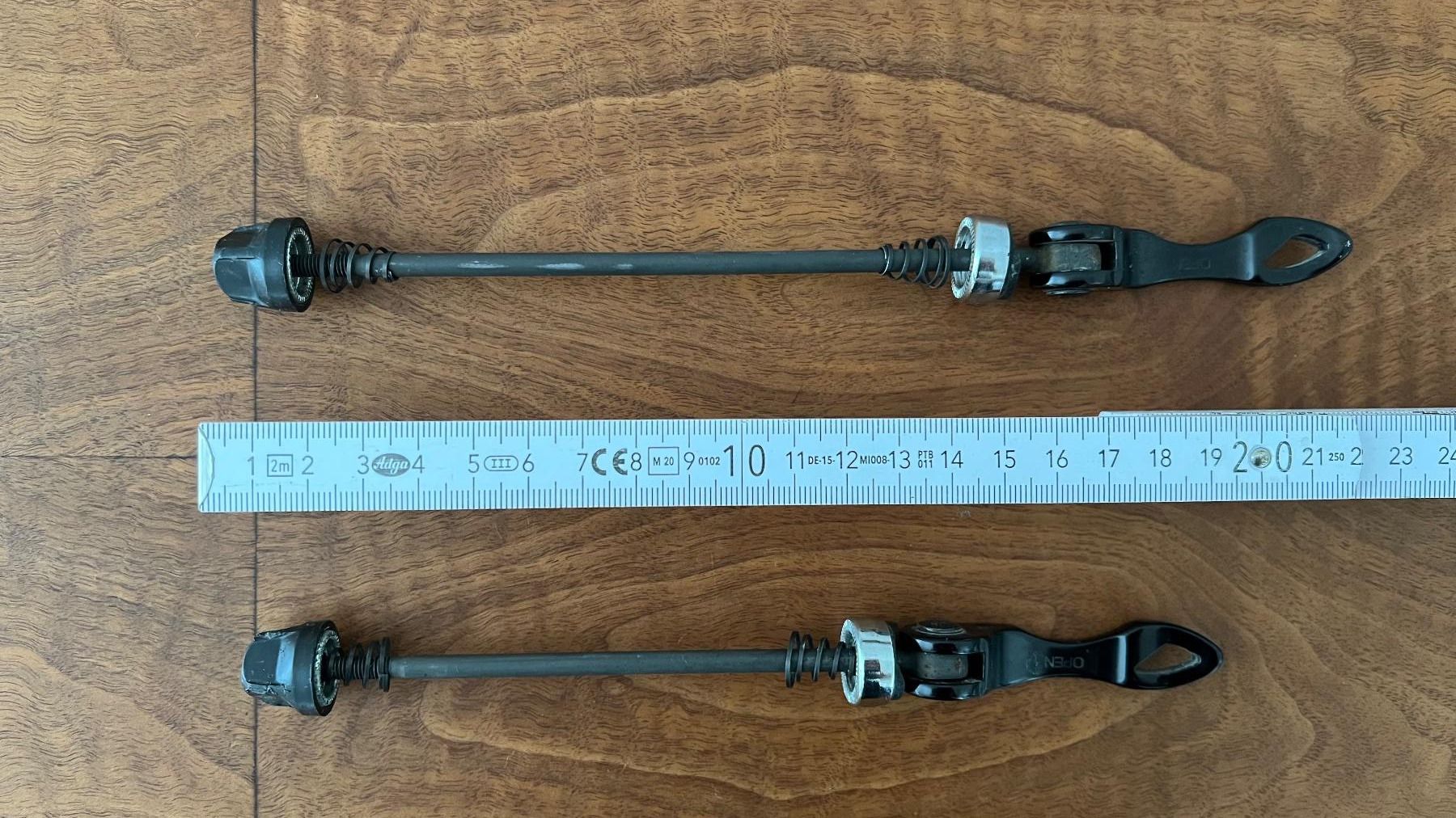 Pezzi di ricambio: Spectra TEC Schnellspanner Vorder & Hinterrad – Usato da Luzern venduto da serchon