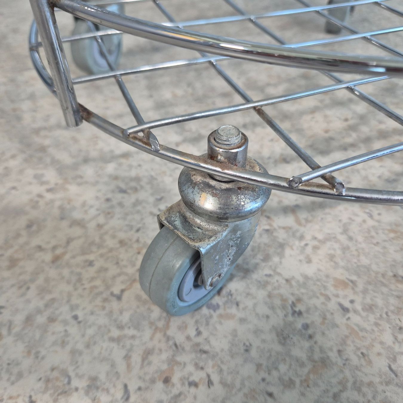 Cesti per biancheria: Balton Chrom Gitter Wäschekorb rollbar Laundry Basket – Usato da Nottwil venduto da Wondewa-Shop 4