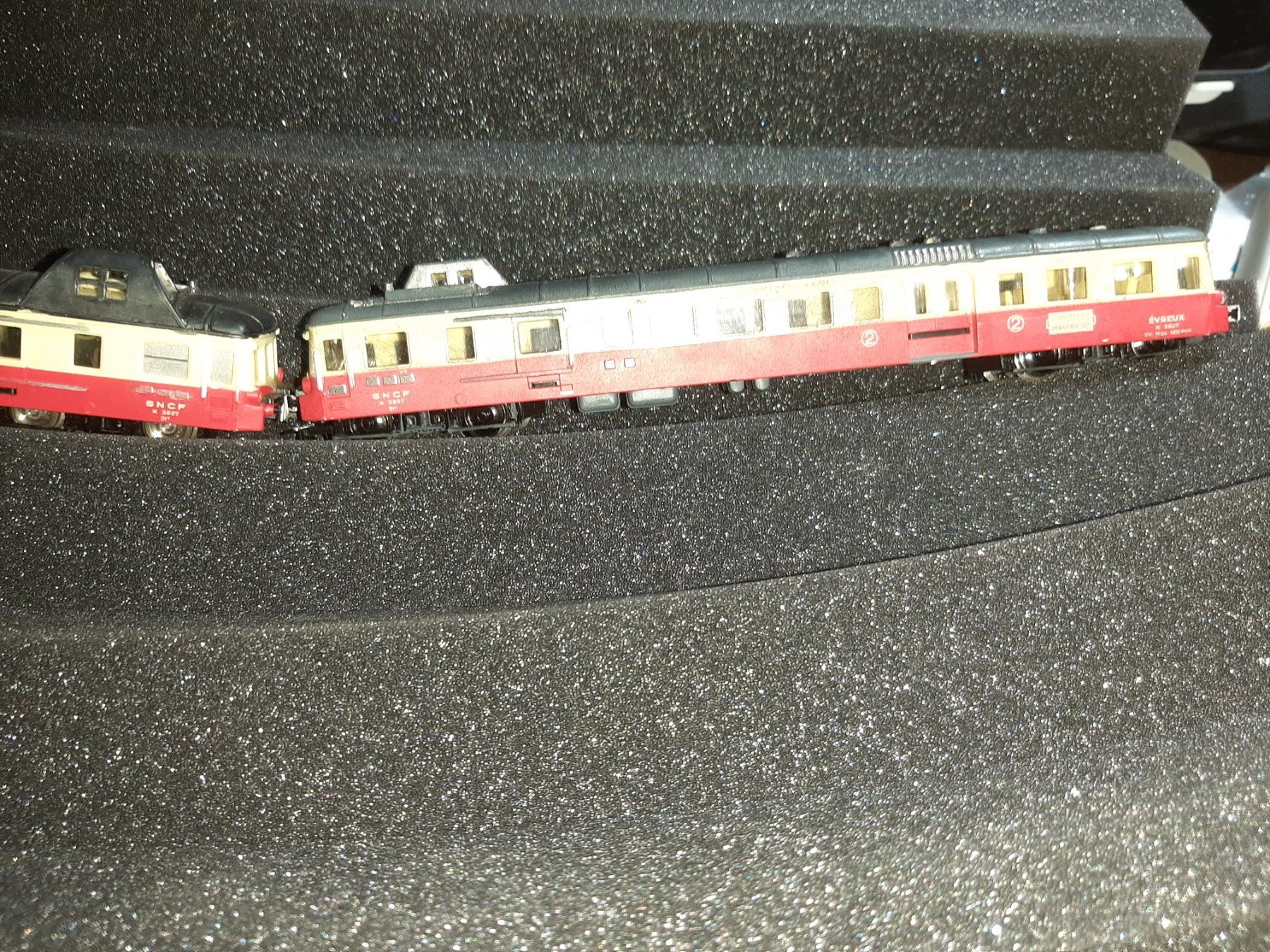 Jouef Modelleisenbahnen: JOUEF EVREUX SNCF X 3827 – Gebraucht aus Avully von RIVALIS