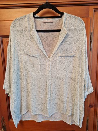 Nile Bluse, Grösse M, Viscose, Top Zustand!