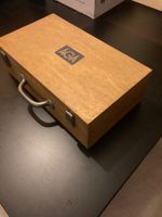 Holzkoffer