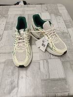 Adidas Sportschuhe beige/grün Grösse 43 1/3 neu mit Etikett