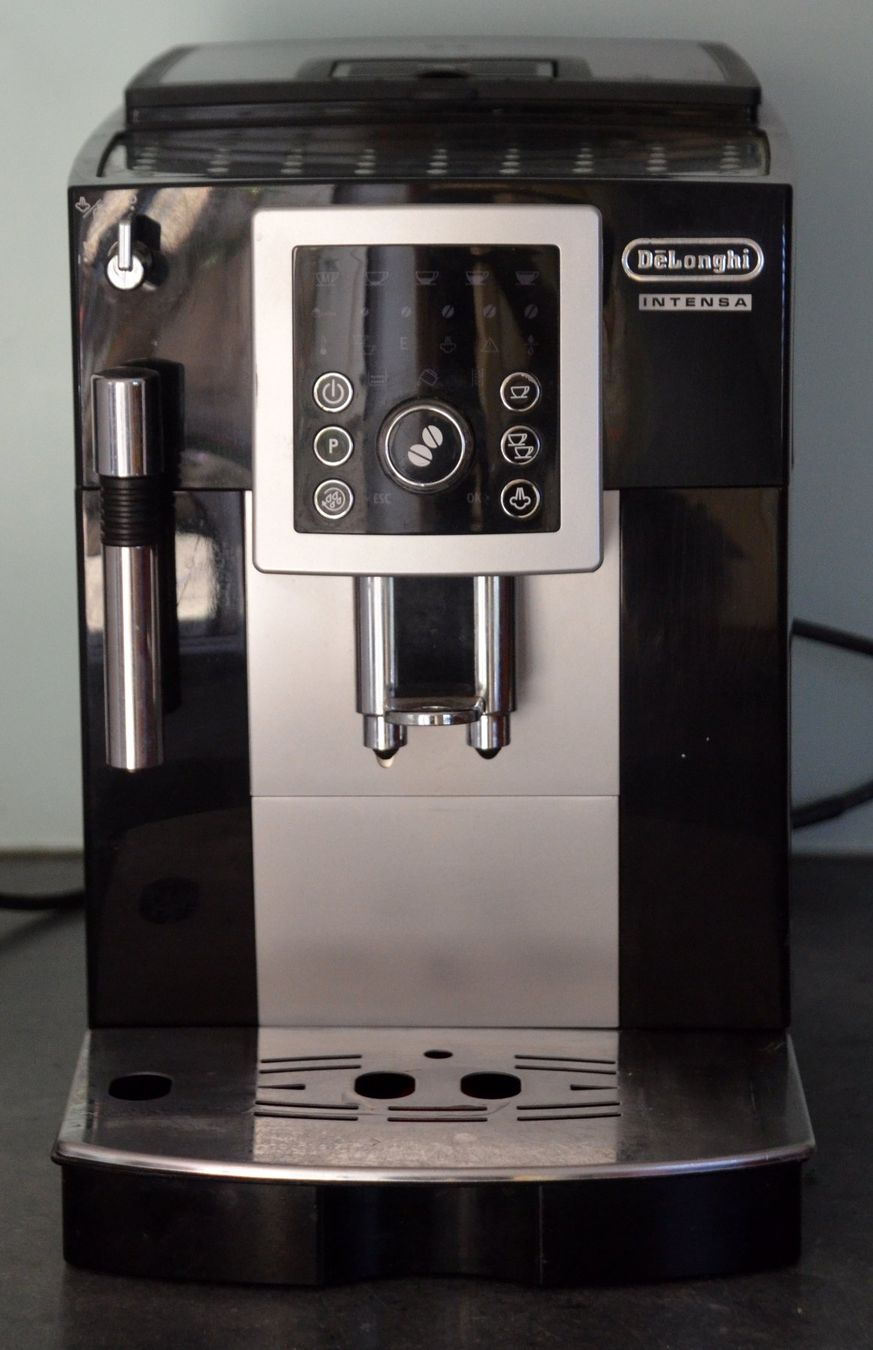 De'Longhi Macchine per caffè & Macchine per espresso: Kaffeemaschine DeLonghi machine à café – Usato da Collonges venduto da arashee 1