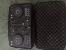 DDJ FLX4 - FJ Set mit Kopfhörern