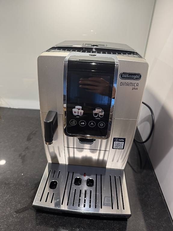 Macchine per caffè & Macchine per espresso: DeLonghi Dinamica Plus – Usato da Rorschach venduto da elm_2s9t 3