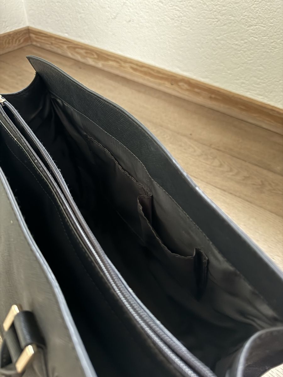 H&M Borse da donna: Schwarze Handtasche – Nuovo (secondo la descrizione) da Zürich venduto da nadinesut 6