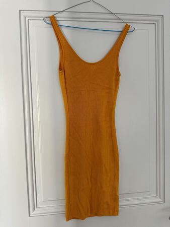 Sommerkleid - Orang - Figurbetont - Grösse S