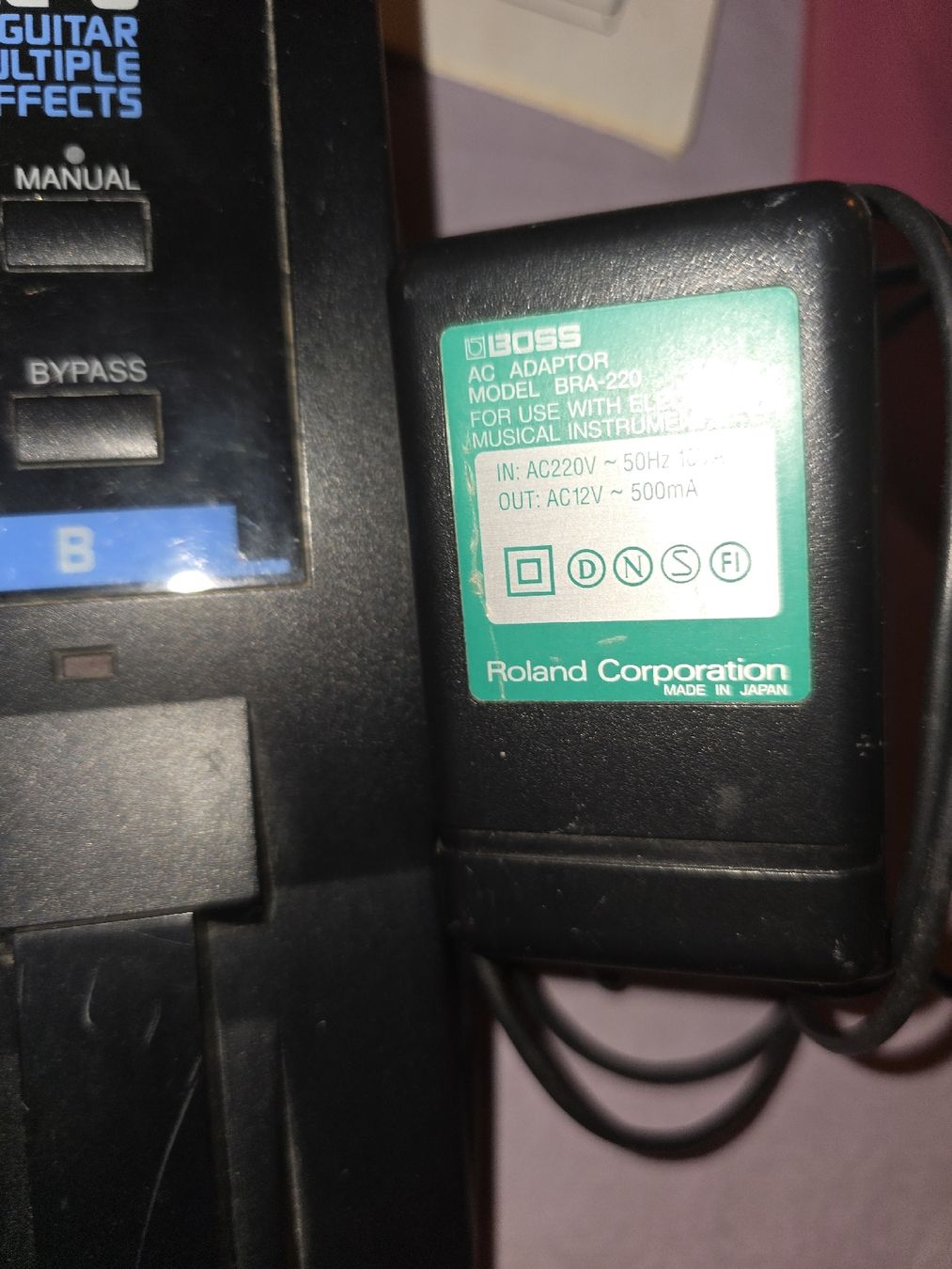 Boss Strumenti musicali: BOSS ME-6 GUITAR MULTIPLE EFFECTS ... GEM. BILDER ... – Usato da Zürich venduto da Antiquedealer 4