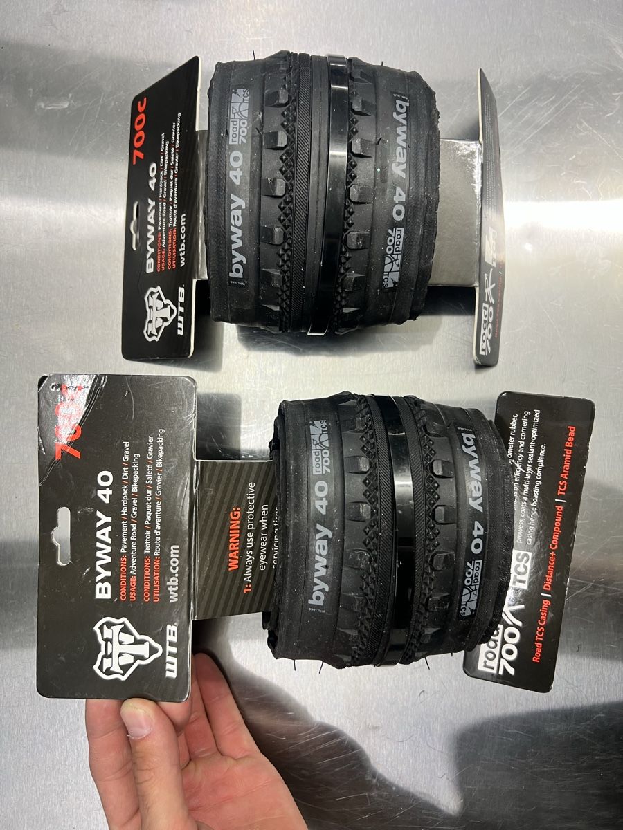 WTB Pezzi di ricambio: Gravel tires WTB byway 40 700C  – Nuovo e nell'imballaggio originale da Fribourg venduto da 7vo_pd22