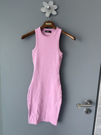 Robe rose New Yorker moulante taille S 