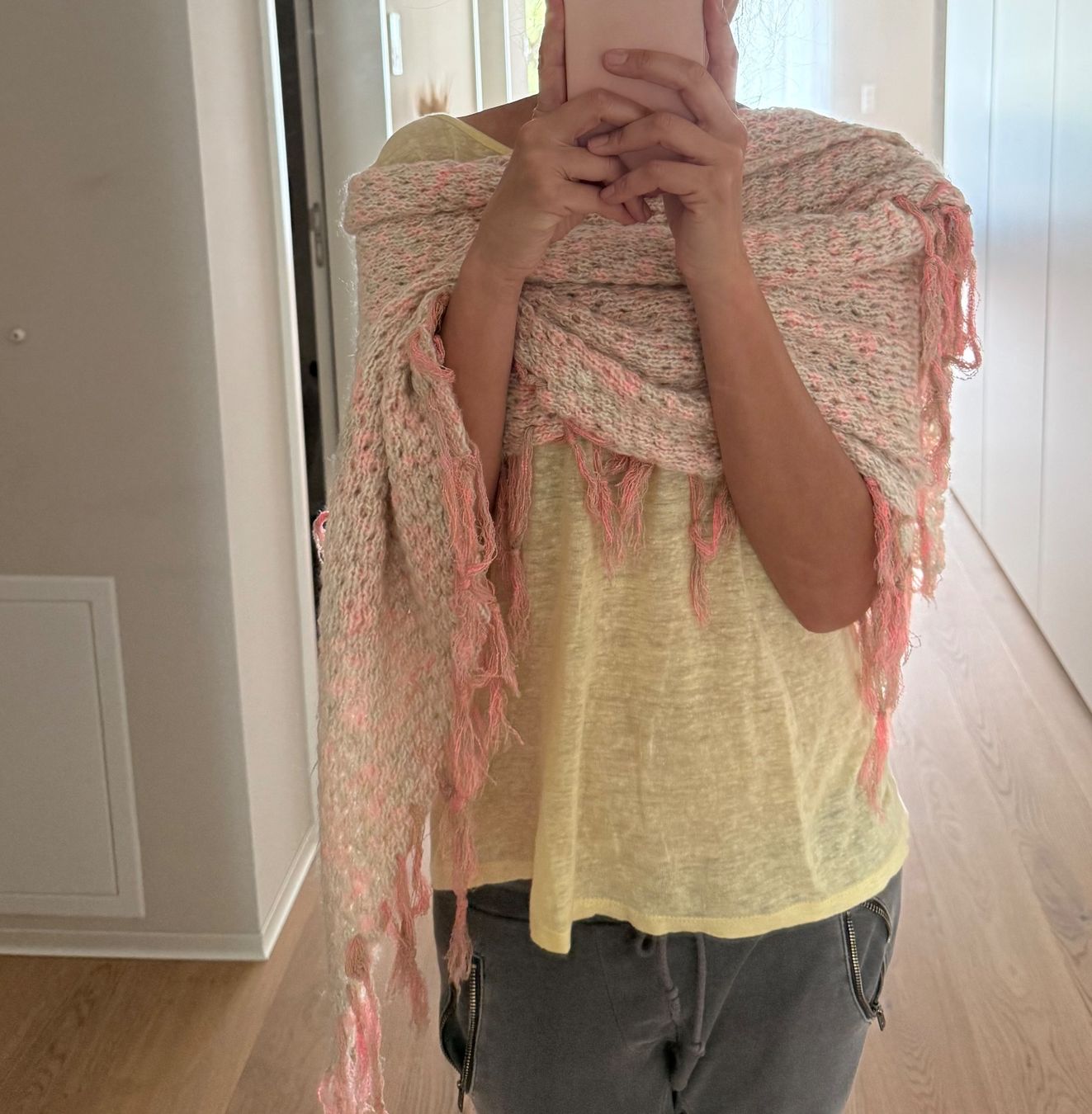 Foulards, Tücher & Schals: Winter Halstuch Schal – Gebraucht aus Richterswil von KAYLEIGH_77 5
