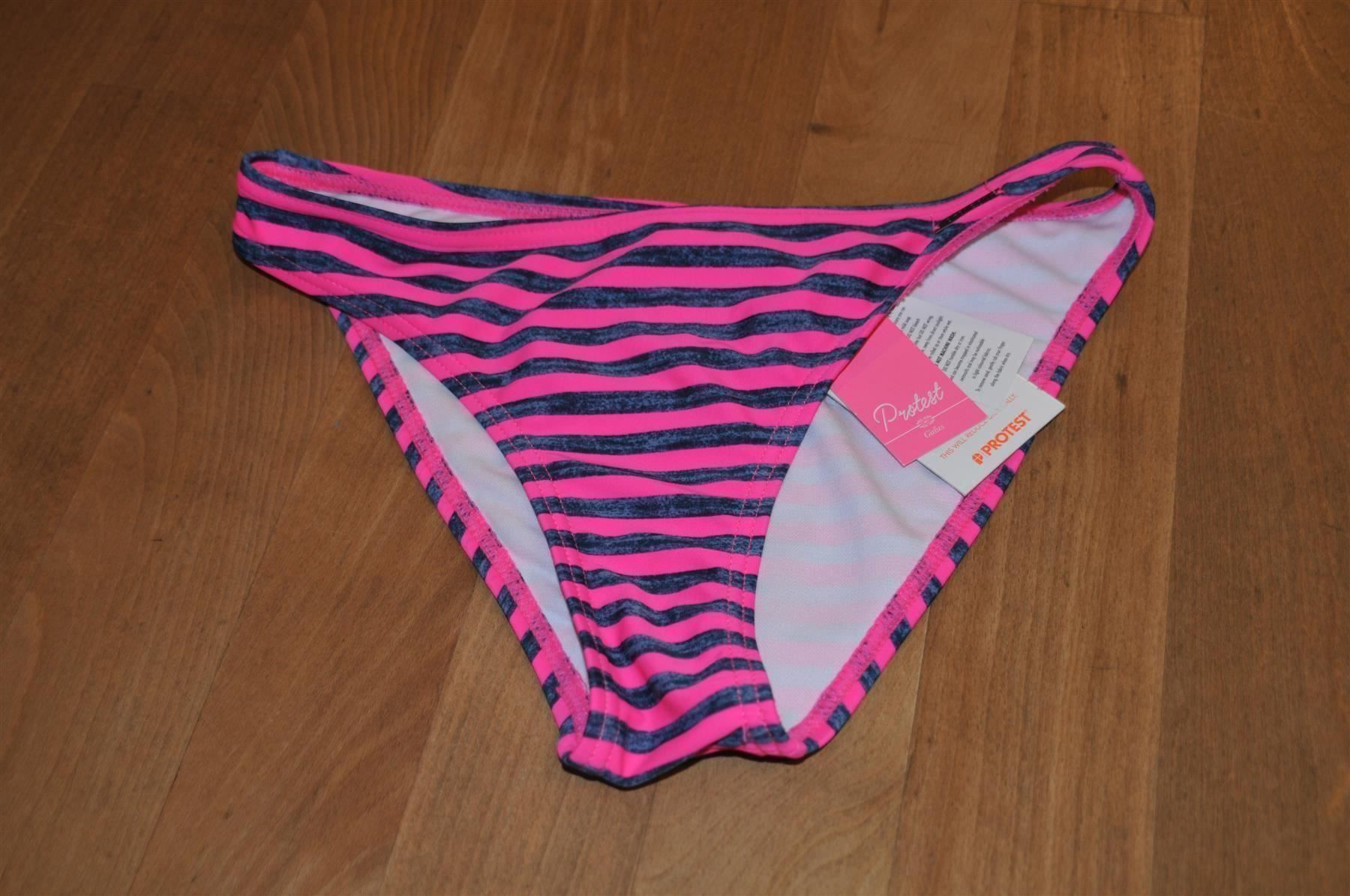 Costumi da bagno & Bikini: Protest Badehose, Gr. 152 - NEU – Nuovo (secondo la descrizione) da Winterthur venduto da Schwestere