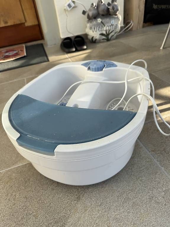 Massagegeräte: Fussmassage und Fusssprudel Gerät – Gebraucht aus Seuzach von Wolf936 2