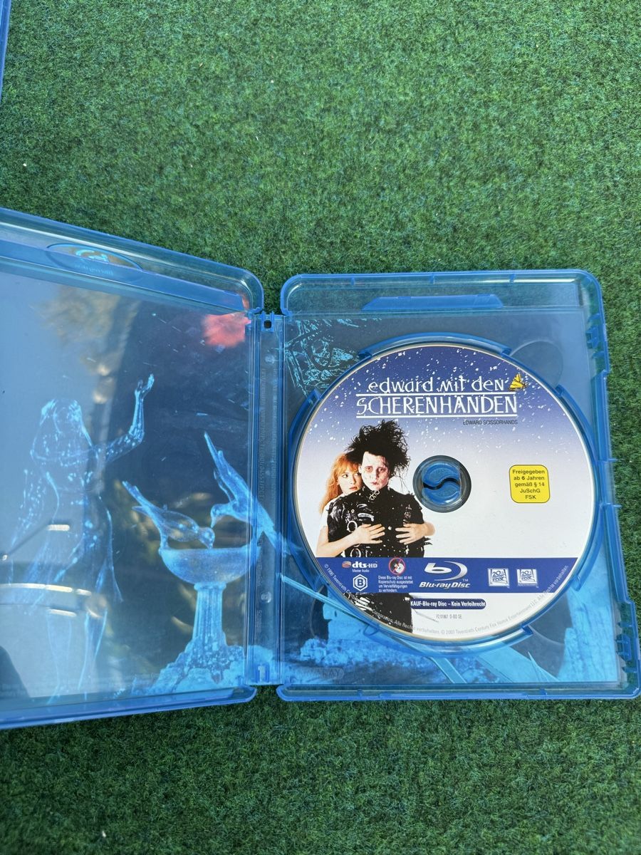 Tutti i DVDs: Edward mit den Scherenhänden Blu-ray gebraucht – Usato da Horgen venduto da MASTA 2
