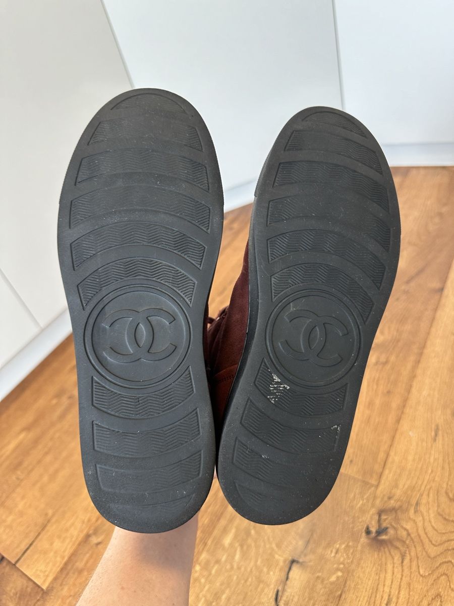 Chanel Chaussures femmes: Chanel boots , size 39 – D'occasion à Küssnacht am Rigi par hor_dpb7 5