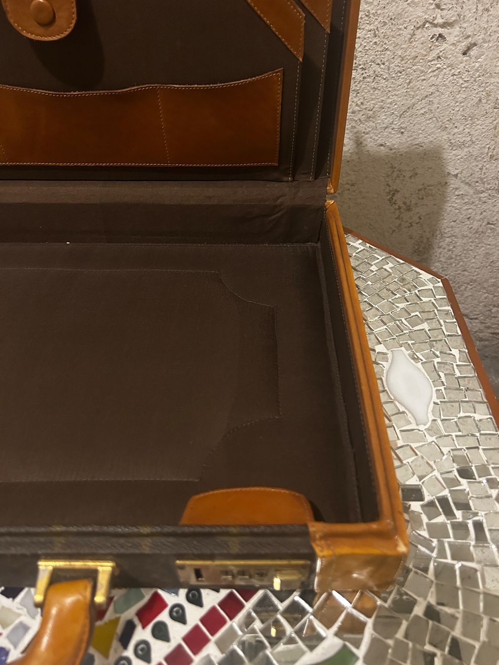 Louis Vuitton Reisekoffer: Mallette rigide Louis Vuitton – Gebraucht aus Montreux von Ciel1820 7