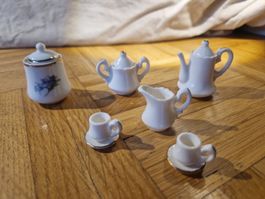 Mini Puppen Geschirr-Set aus Porzellan, Handbemalt!