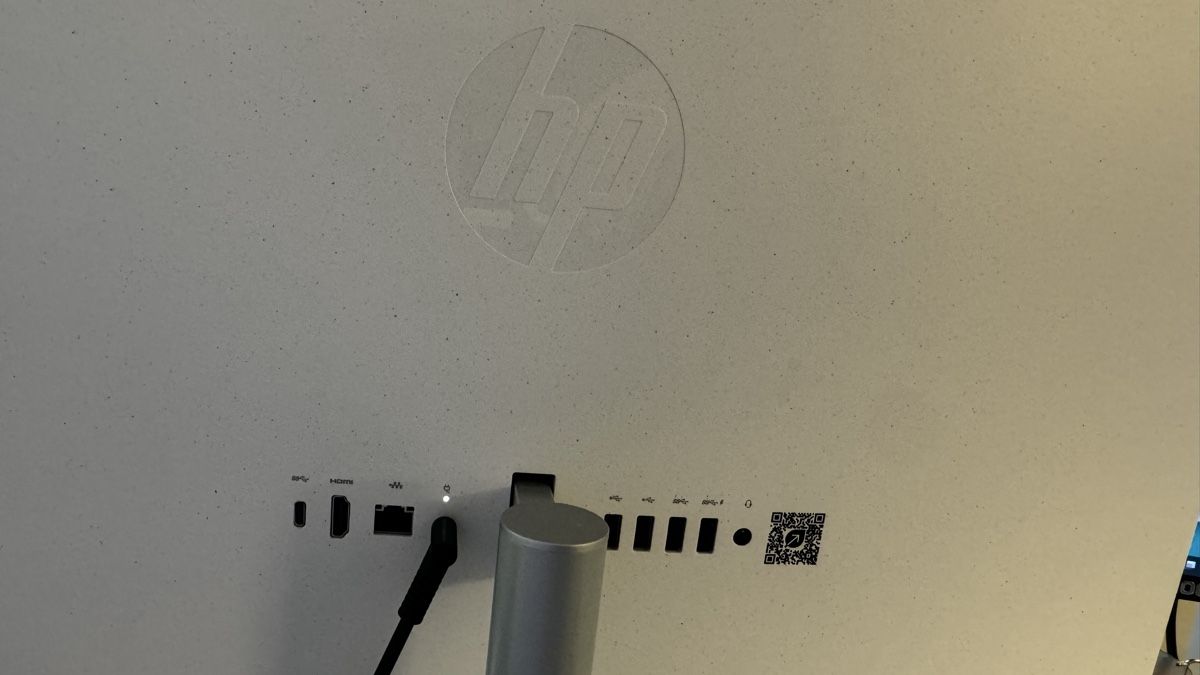 Hewlett Packard PCs: HP All-in-One Computer 24 inch, excellent condition – Gebraucht aus Oberdorf SO von Attorney_in_law 3