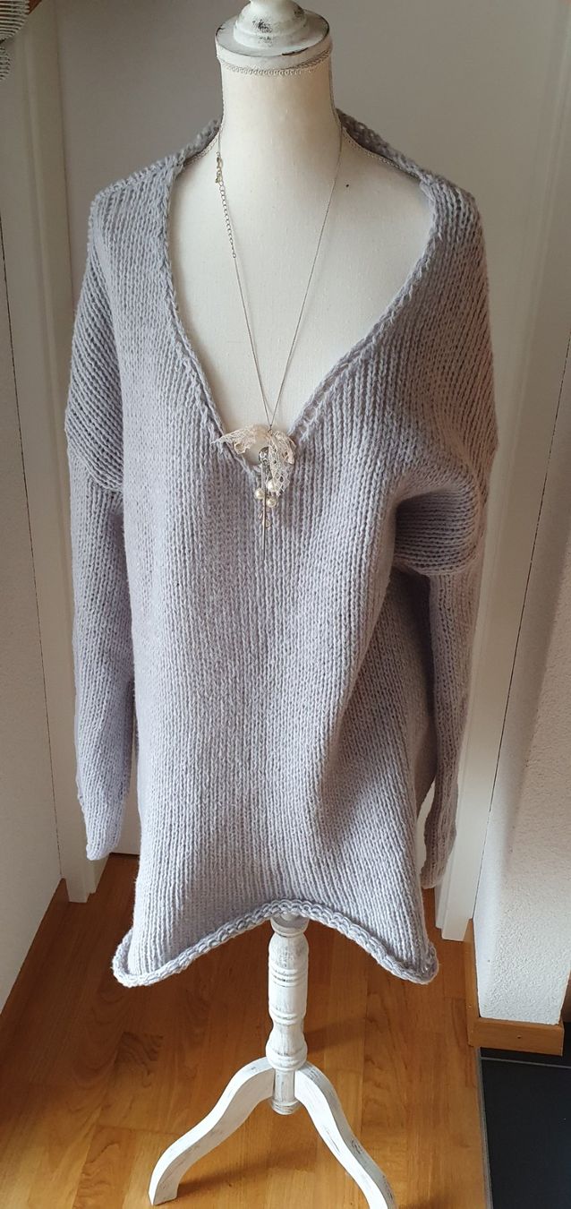 Maglioni & Felpe: neuer flauschiger Strickpulli hellgrau – Nuovo (secondo la descrizione) da Hittnau venduto da Gamoe 1