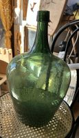 Alte grüne Glasballonflasche, ideal als Dekoration!