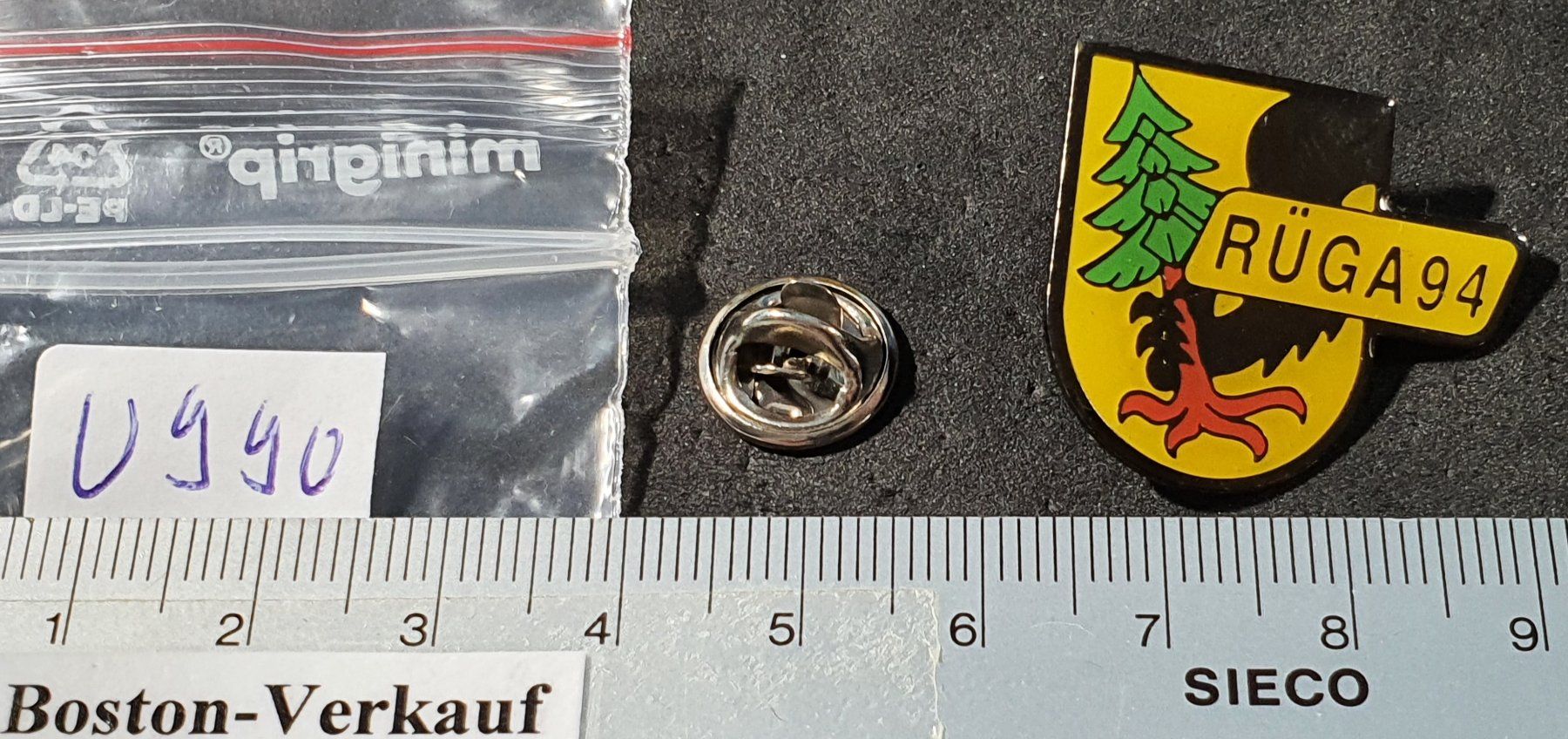 Placchette & Badge: U990 - Pin RÜGA 1994 / Rüschegg – Usato da Reinach BL venduto da Boston-Verkauf 2