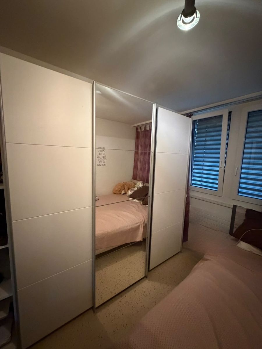Armoires: Schrank in Top Zustand – D'occasion à Männedorf par Astg133