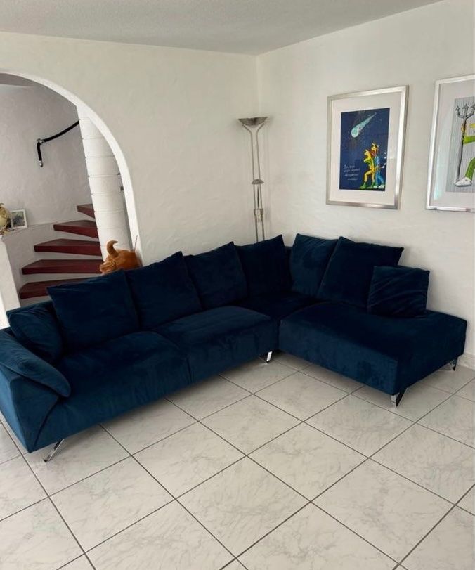 Sofas: Ecksofa Tiefenblau – Gebraucht aus Zürich von jam_f7nf