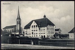 Niederuzwil, Kirche und Schulhaus  1910   Feldpost