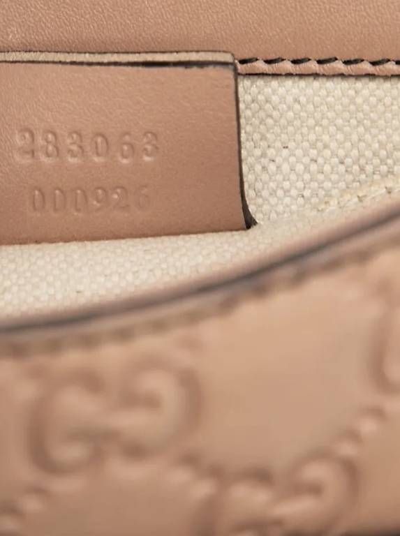 Sacs femmes: Sac Gucci Rose  – D'occasion à Romont FR par Yohelys 4