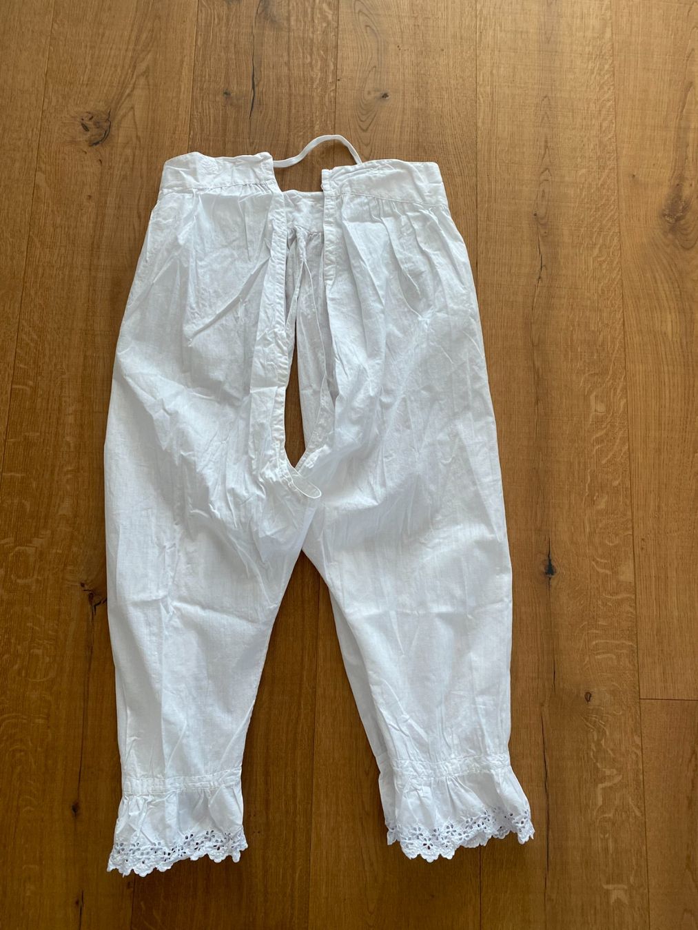 Pantalons: Antike Spitzenhose - Pumphose – D'occasion à Gerolfingen par Regenbogen88 2