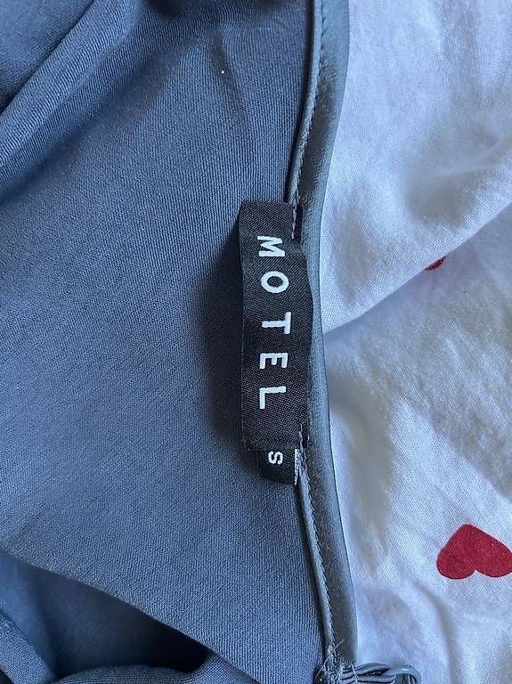 Négligés & Pyjamas: BLAU-GRAUES SATIN-NEGLIGÉ-Motel – D'occasion à Zürich par cla_l2t2 3